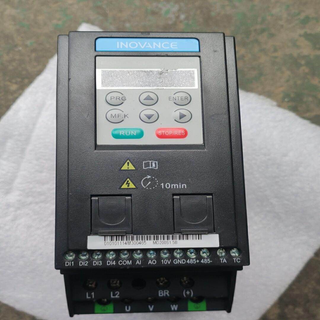 MD200S15B汇川变频器15Kw 成色如图功能包好(念奴配件）