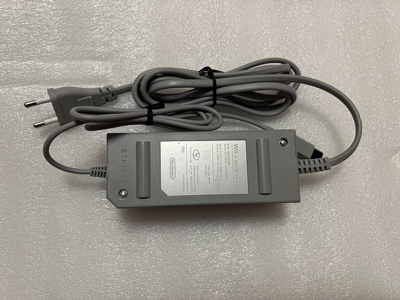 WII原装电源 任天堂WII电源适配器 220V原装电源 所有机型通用