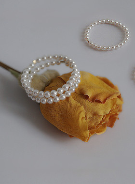 百搭迷你珍珠戒指叠戴