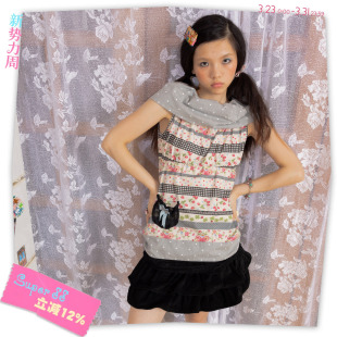 上衣 Paradise草莓蕾丝波点翻卷领无袖 连衣裙 Retirement leele