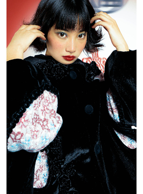 乐饿乐 21s-微醺波浪 拼接短款斗篷外套复古方领连衣裙长裙冬