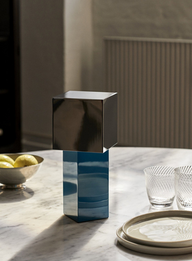 新款现货&Tradition正品现代简约Pivot时尚几何方块拼色ATD7台灯