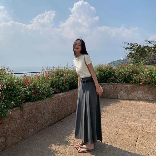 pusumede 黑色a字半身裙女夏2025设计感百褶裙气质显瘦西装裙长裙