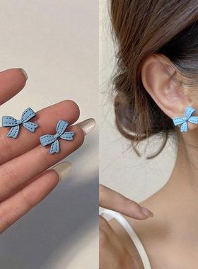 在逃公主甜妹风日系可爱蓝色蝴蝶结耳钉轻奢小众2024新款潮耳环女
