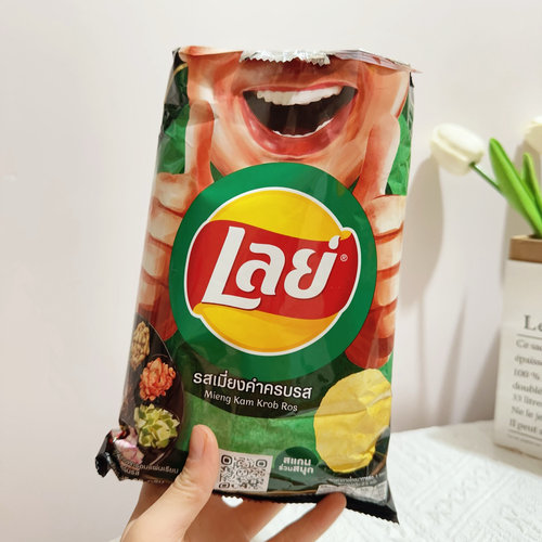 超好吃的薯片！泰国711同款笑脸可爱泰式酸辣杂会沙拉泰风零食