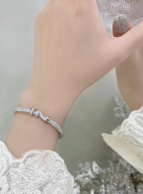 高级感冷淡风锆石灵蛇手链女小众高级感可调节手饰送闺蜜2025年