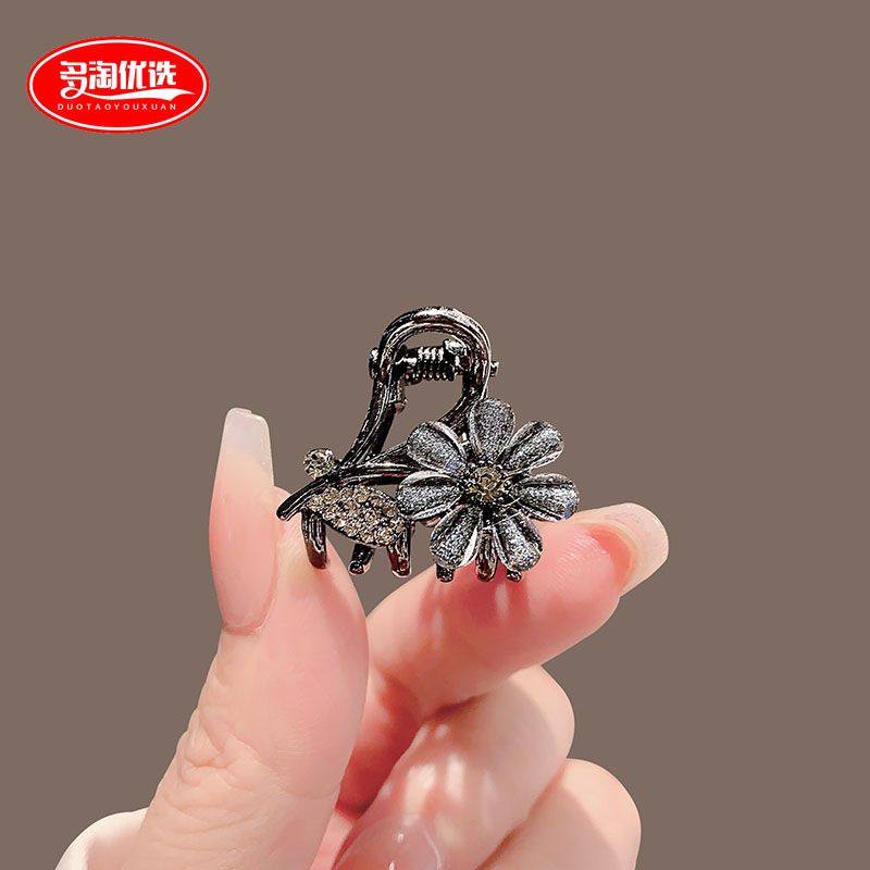 高级感黑色雏菊小号抓夹发量少发夹刘海夹鲨鱼夹子盘发抓发饰发卡,饰品/流行首饰/时尚饰品新,发饰,淘宝优惠券,粉丝福利购,淘宝优惠卷