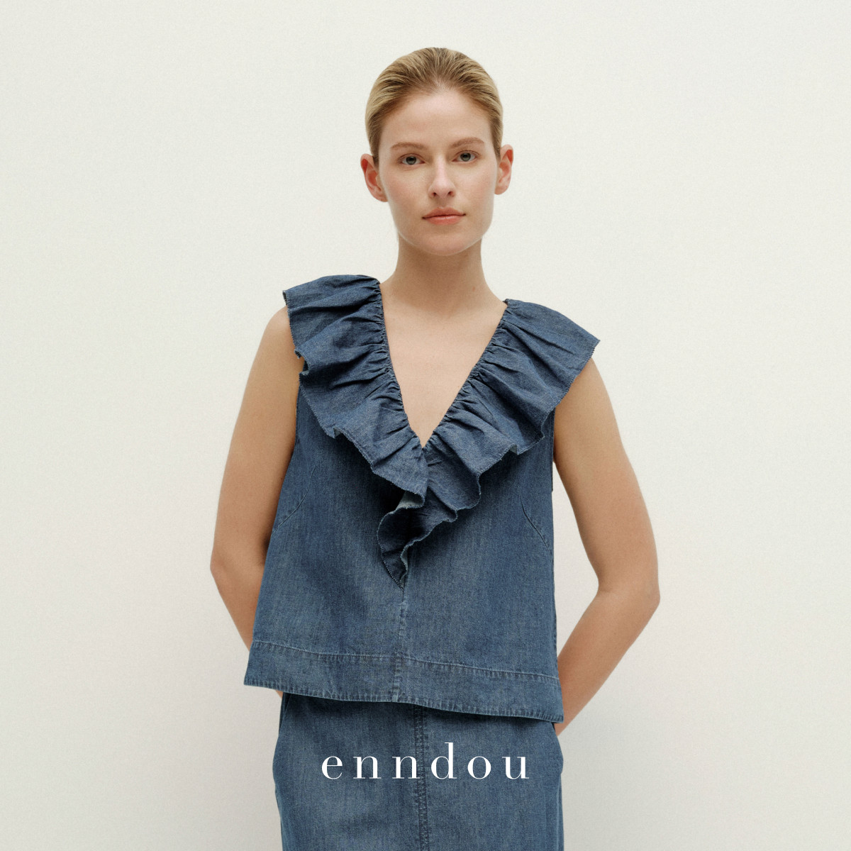 enndou 棉麻黄金配比V领荷叶边牛仔上衣夏季新款设计感无袖背心
