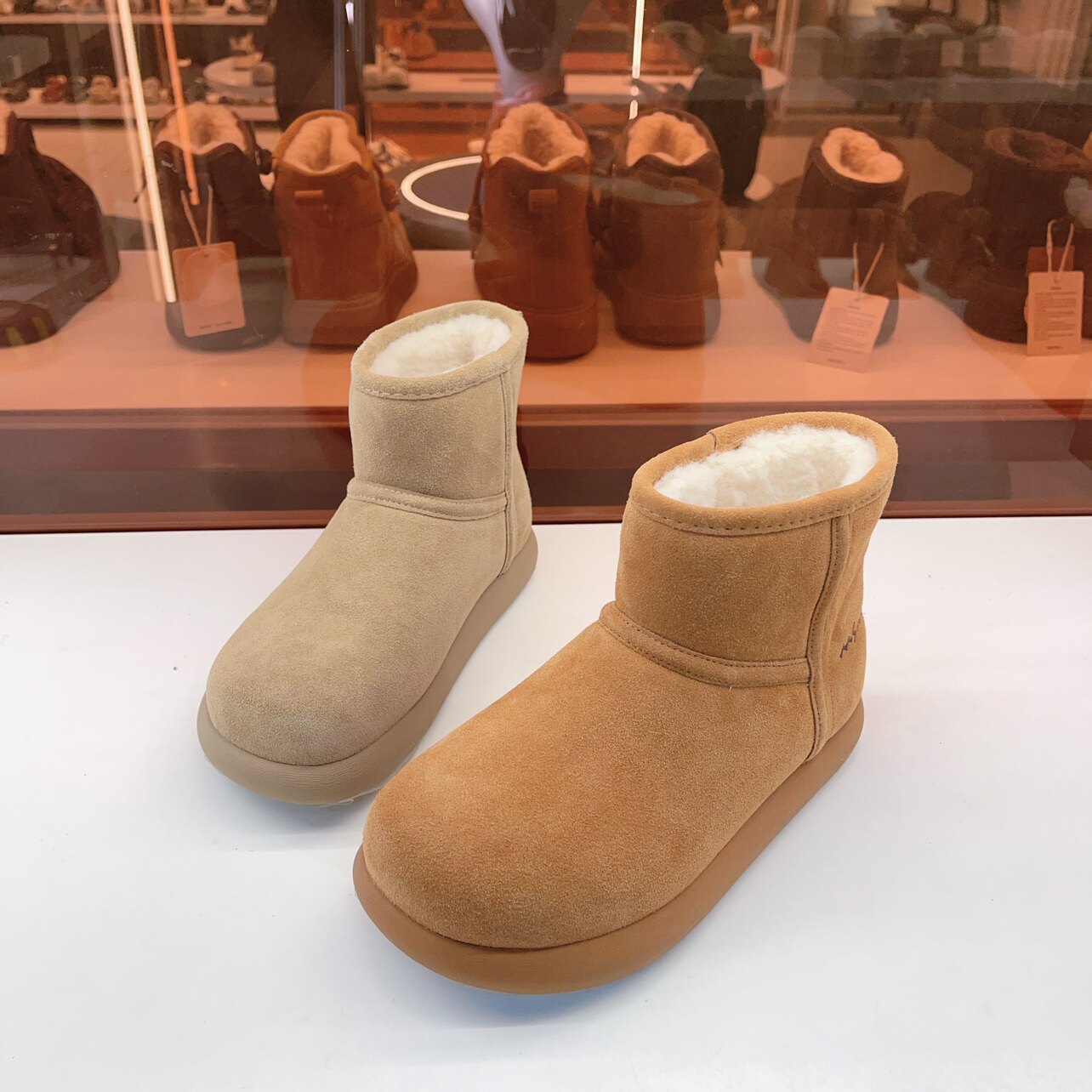 2562玛莎玛索2025新款翻毛皮保暖防滑雪地靴厚底毛里大棉靴短筒靴