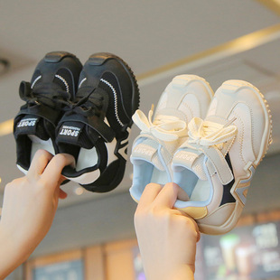 儿童鞋子男款2026新款春款潮男童运动鞋女童阿甘鞋宝宝二三四五岁