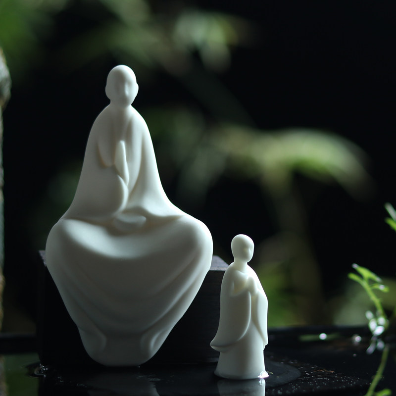 禅意摆件无相佛陶瓷人物新中式客厅书房办公桌面装饰小和尚工艺品