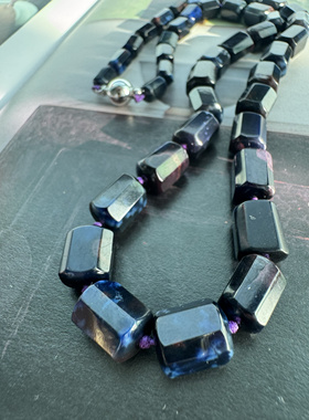 晴川 天然老料舒俱来多边型桶珠塔型项链