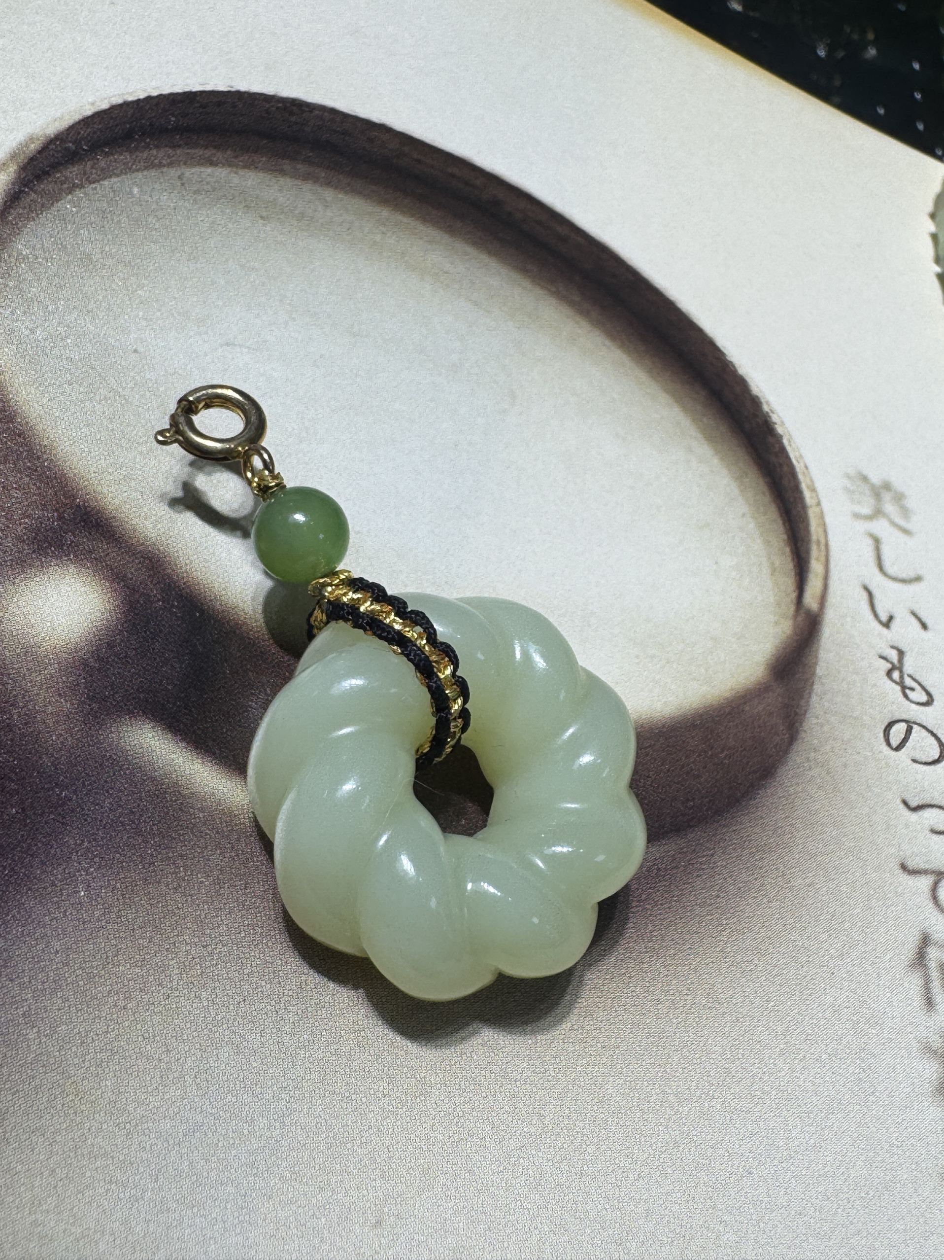 悦己  天然青海黄口料和田玉麻花平安扣