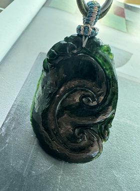 癣加绿如意 天然翡翠a货老坑花青饱满如意吊坠
