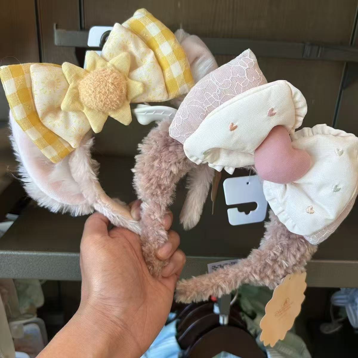 雪莉玫爱心蝴蝶结发箍女2025新款早秋洗脸头箍游乐园拍照发卡头饰