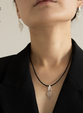 勒勒尔纯银两戴女简约民族时尚