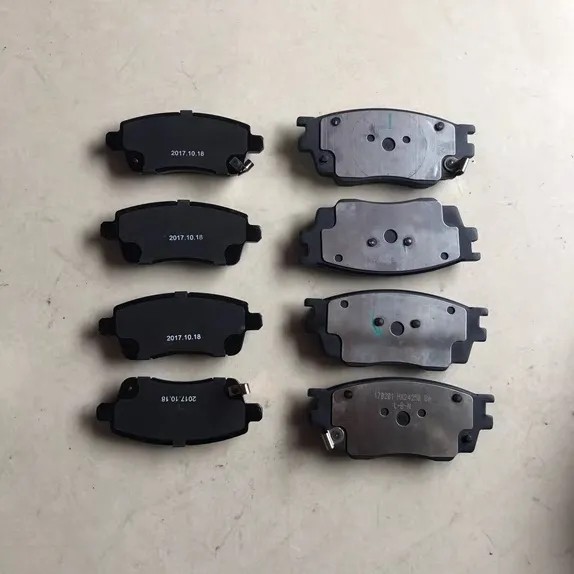 众泰E200前刹车片 后刹车片 前摩擦片 后摩擦片 E200全车原厂配件