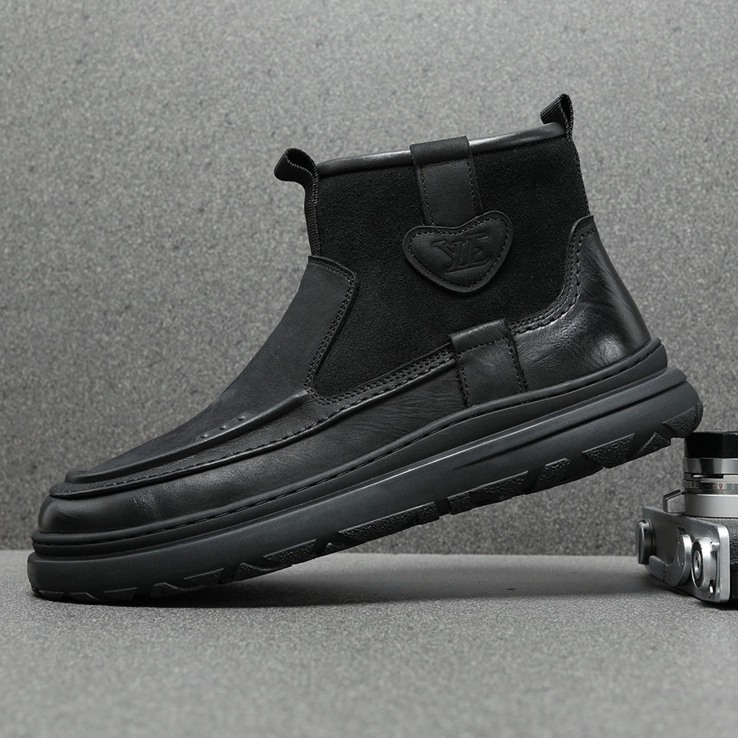 加绒保暖雪地靴男2025冬季新款马丁靴男厚底高帮东北加厚羊毛棉靴