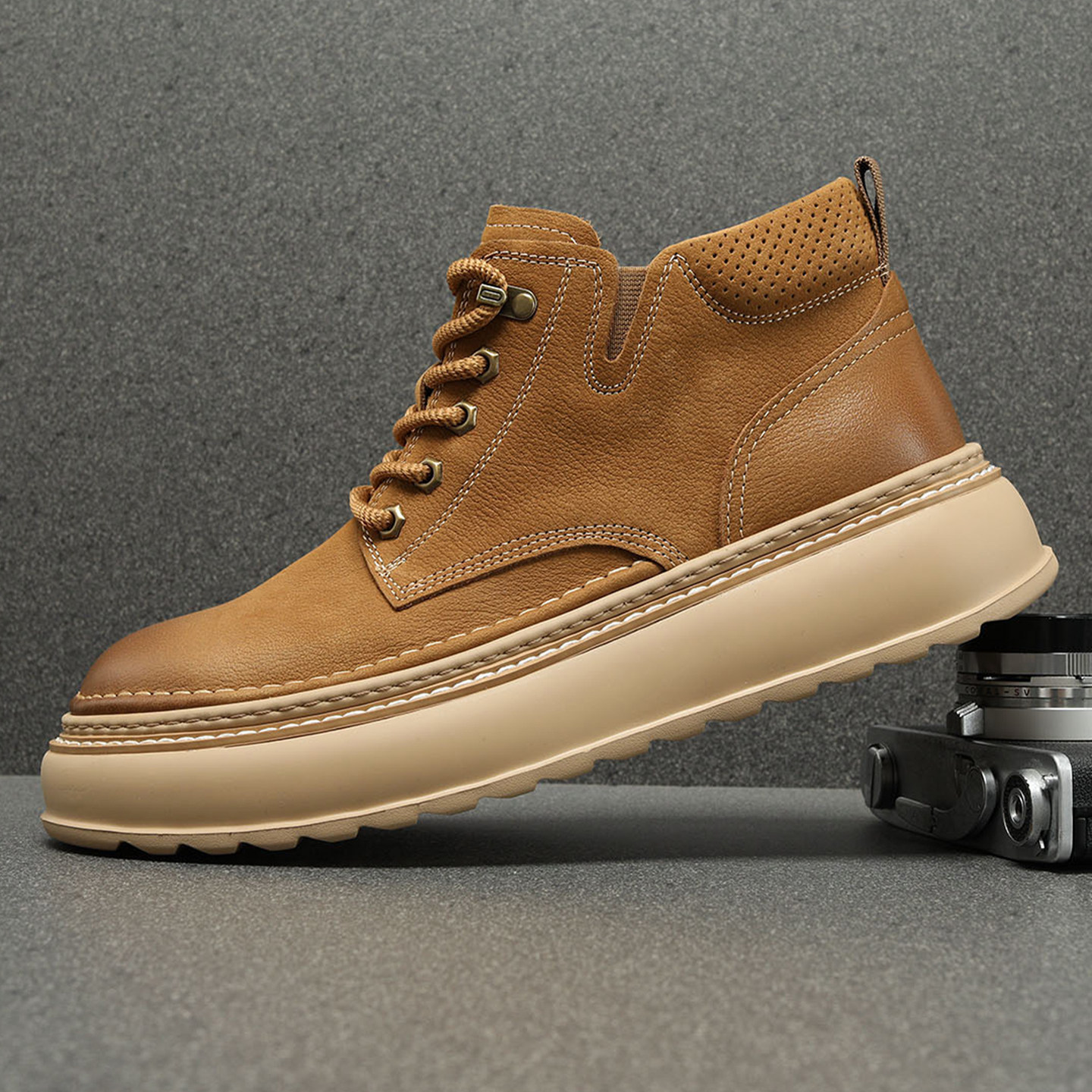 头层牛皮大黄靴马丁靴男款2025新款冬季高帮工装鞋厚底发泡户外靴