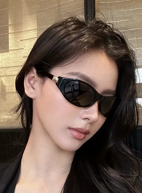 2026新款Y2K辣妹发箍墨镜女显瘦大框运动护目镜防紫外线太阳镜潮