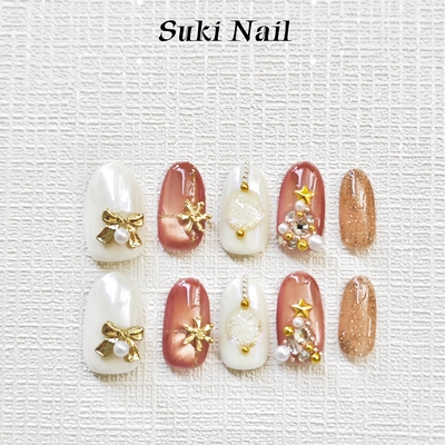 圣诞树蝴蝶结猫眼水晶球穿戴甲