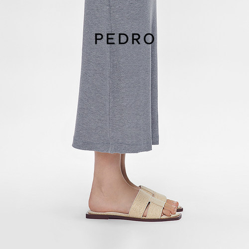 PEDRO方头平底凉拖编织元素
