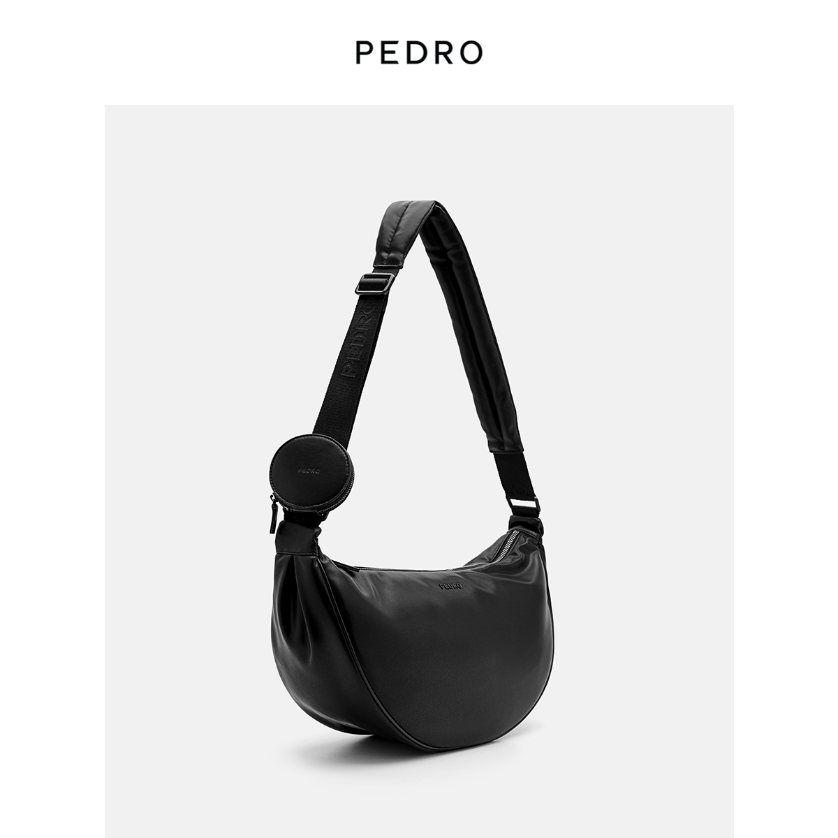 PEDRO拉链斜挎包男士柔软单肩包饺子包骑行包PM2-25210241