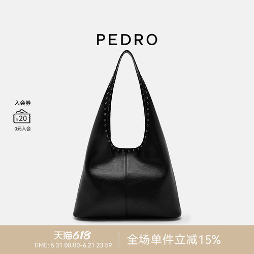 PEDRO铆钉装饰托特包女包简约气质hobo包PW2-36390019