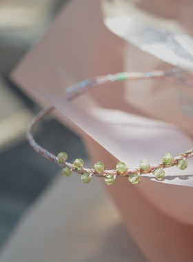 天然橄榄石祼粉色细手绳