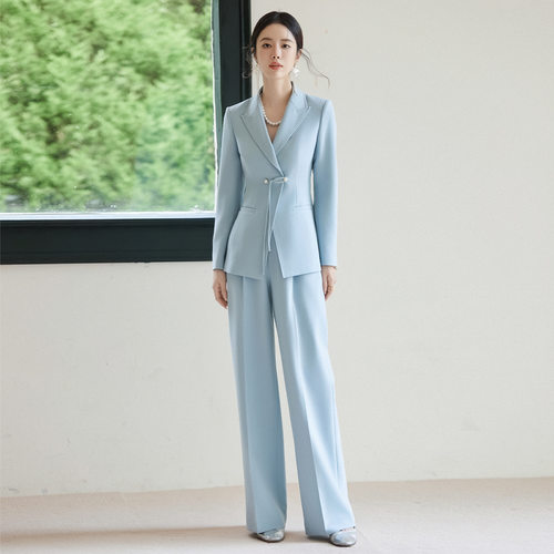 浅蓝色新中式复古小西服套装礼服