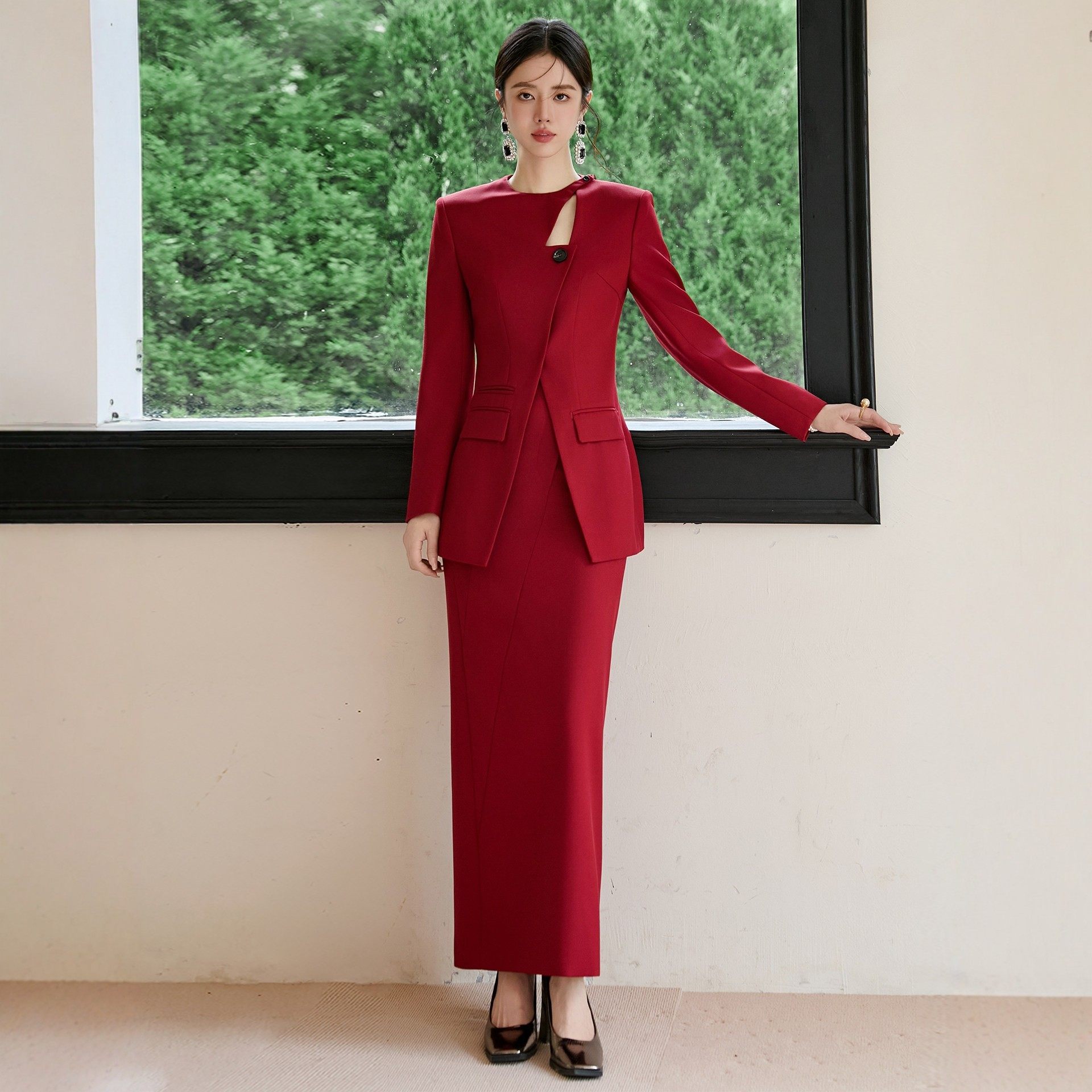 年会主持人礼服新中式西装套装女新年红色国风长裙设计感羊毛西服