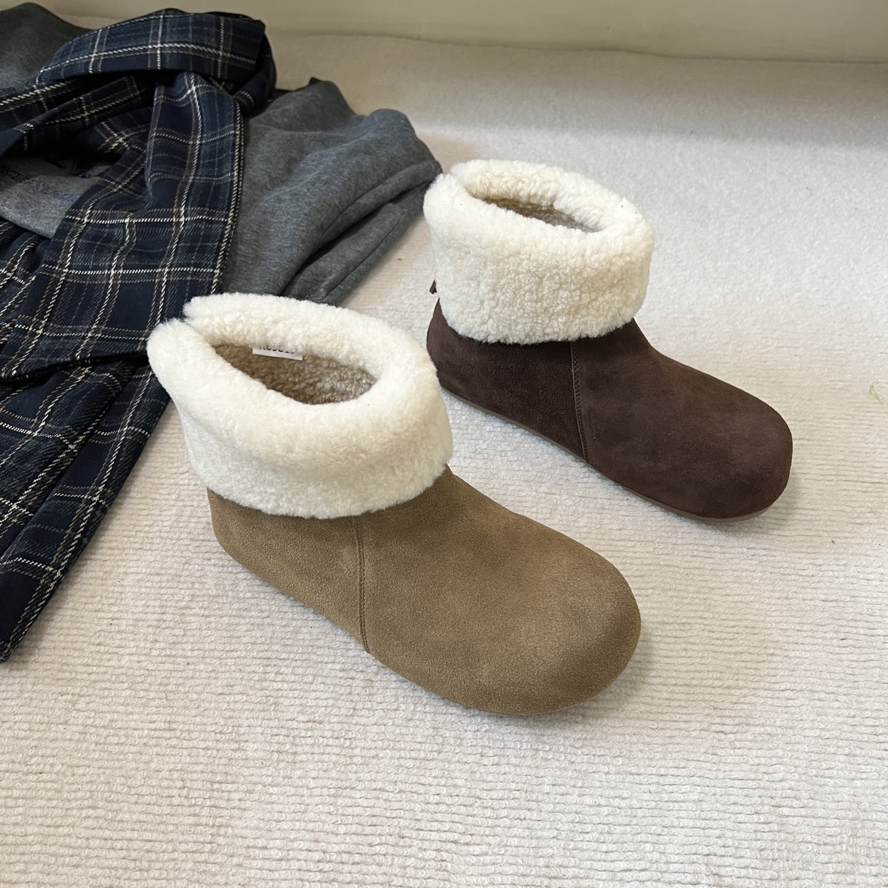 真皮保暖毛外圈真皮勃肯短靴女2025复古韩版内增高休闲百搭雪地靴