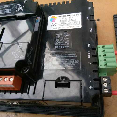 HORNER APG公司XL6 OCS触控屏幕 HE-XL104BJ-051 从备用设备拆下