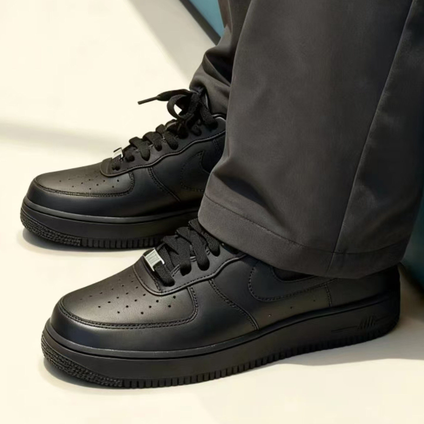 Nike/耐克 Air Force 1 07男款低帮黑武士复古板鞋CW2288-001百亿