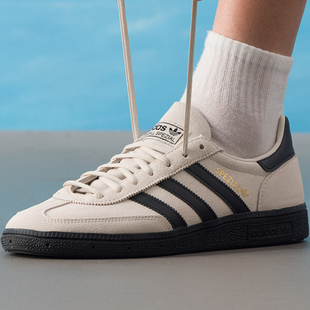 Adidas/阿迪达斯三叶草男女舒适百搭透气运动休闲板鞋DB3021