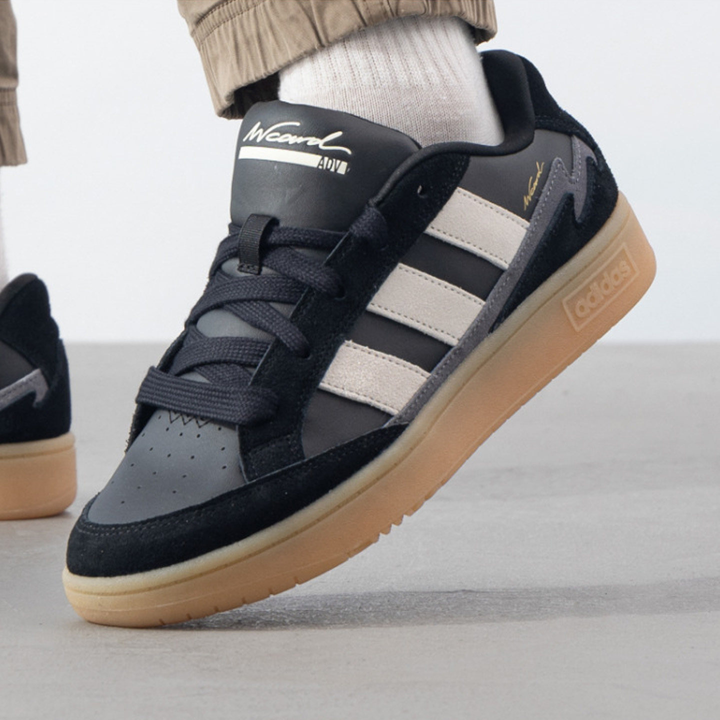 Adidas/阿迪达斯Wcard Adv男女同款低帮防滑耐磨舒适板鞋JR8361