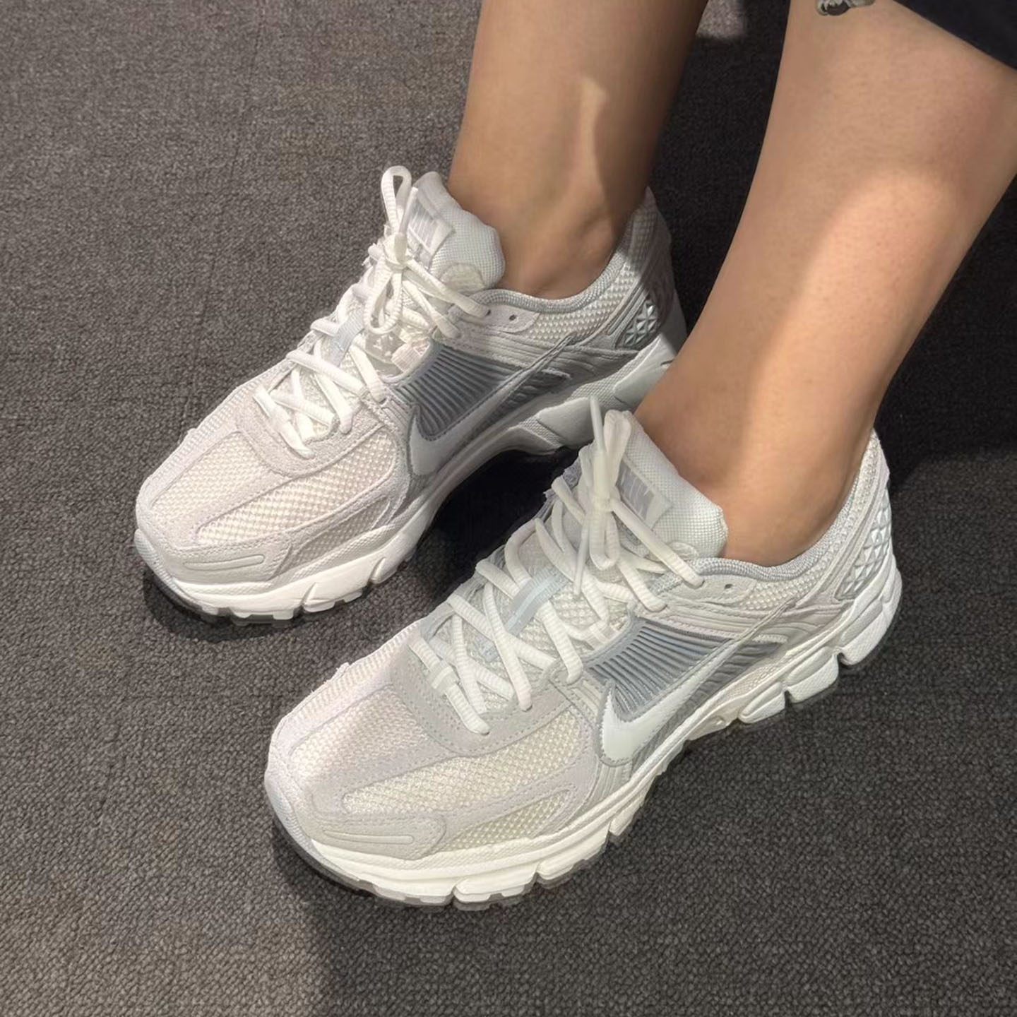 耐克GS款舒适休闲跑步鞋