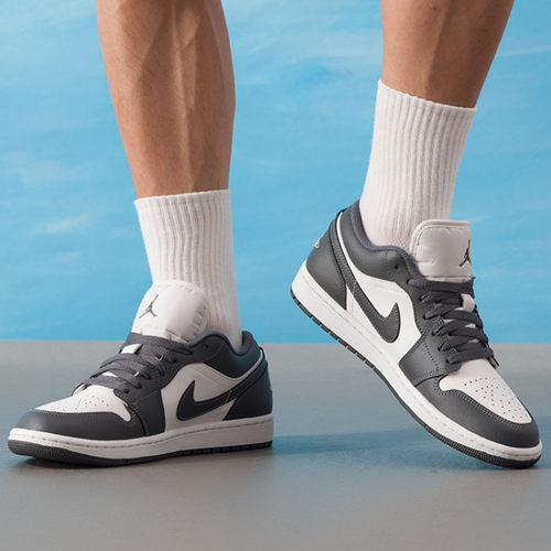 耐克男子防滑耐磨运动休闲板鞋