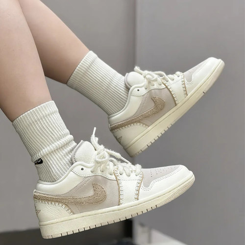 Nike/耐克 Air Jordan Low低帮女子舒适耐磨运动休闲鞋HV4268-120