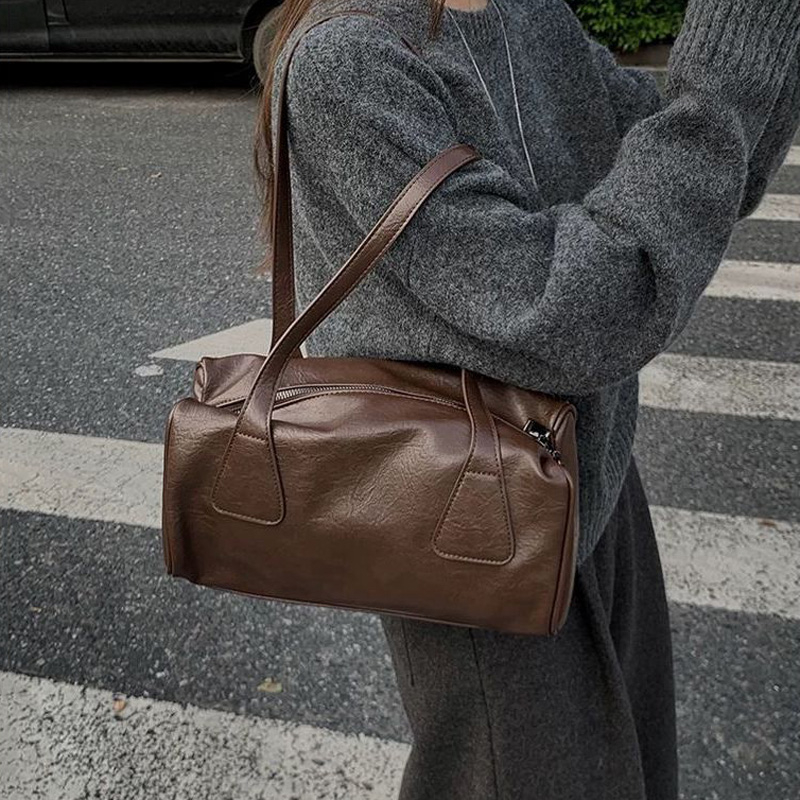 包包女款2025秋冬韩国ins复古腋下法棍包百搭通勤休闲手提单肩包