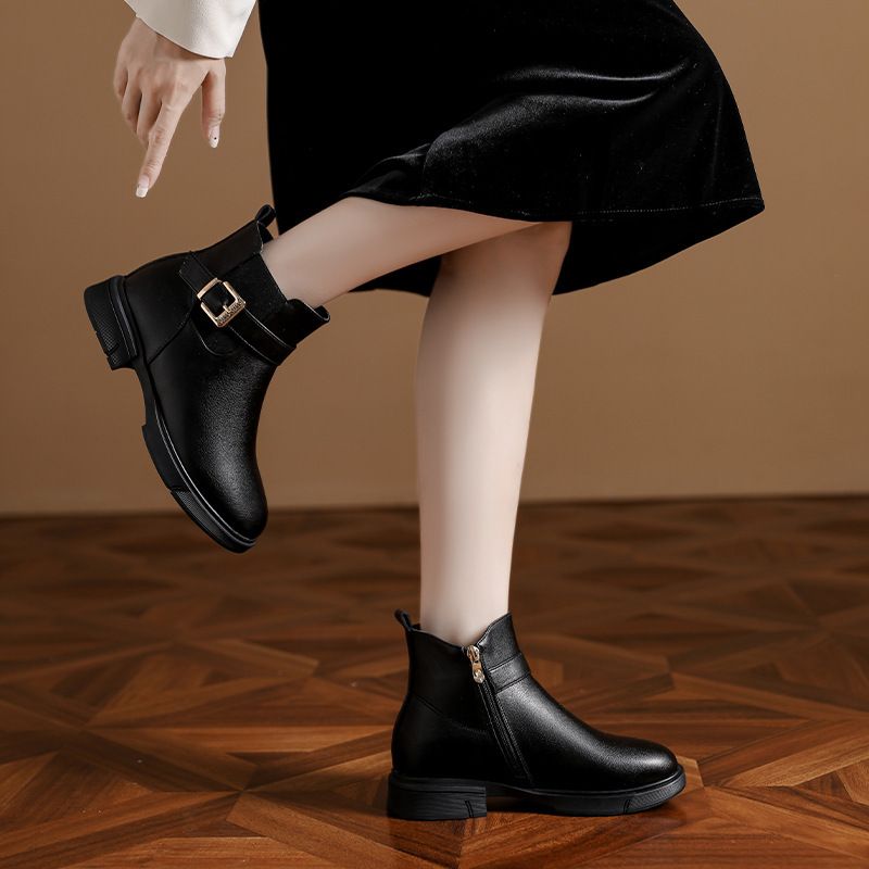 白色短靴女2025新款春秋单靴厚底马丁靴烟筒靴秋冬切尔西靴子