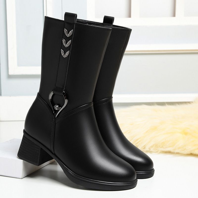 妈妈靴子女中筒靴粗跟软皮靴冬季棉靴中靴中老年鞋子新款女靴