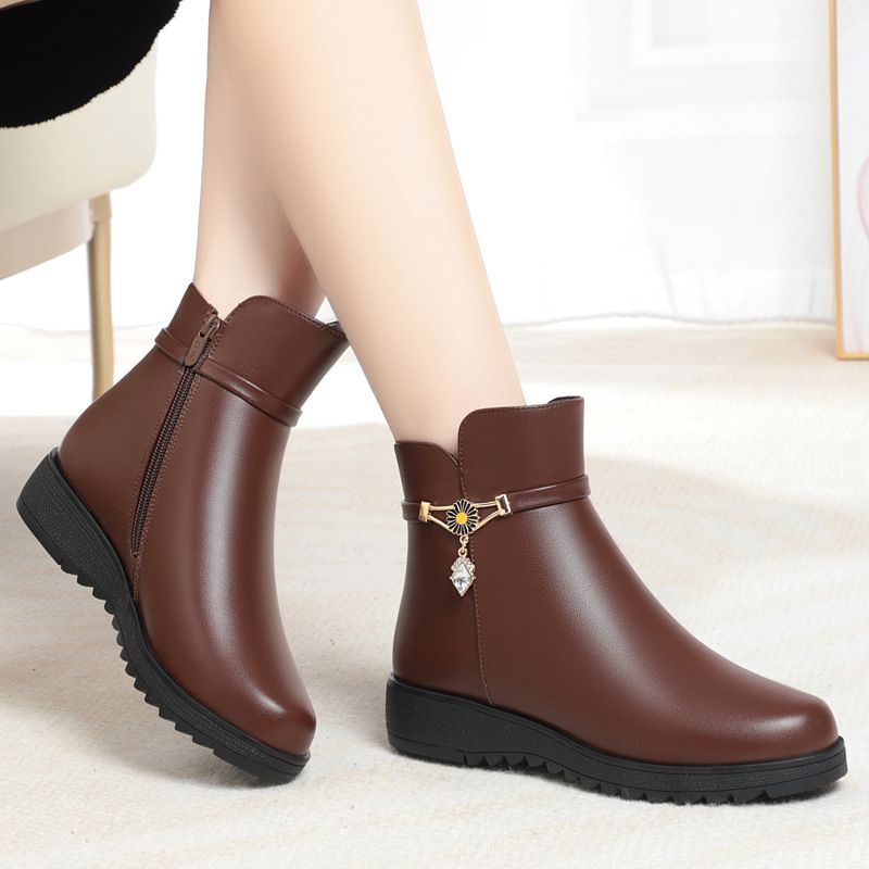 妈妈鞋棉鞋女秋冬季中年软皮软底短靴平底皮鞋靴子中老年女鞋