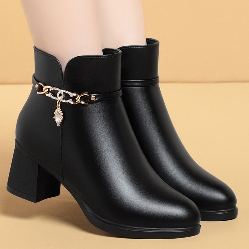 妈妈鞋冬季加厚短靴女软皮软底棉鞋皮鞋中老年女鞋短筒女靴子