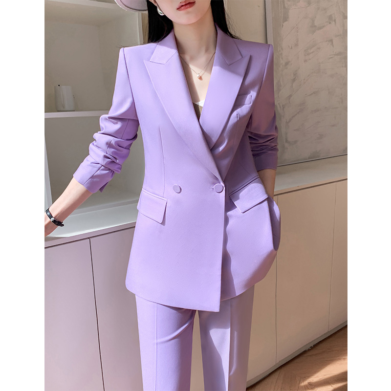 紫色西装套装女设计感小众高级感2025新款职业正装阔腿裤休闲西服