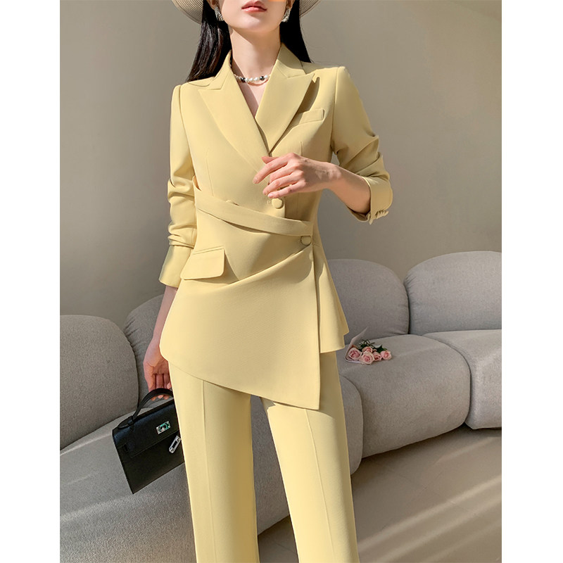 黄色西装套装女高端定制设计感小众高级感阔腿裤职业休闲西服外套