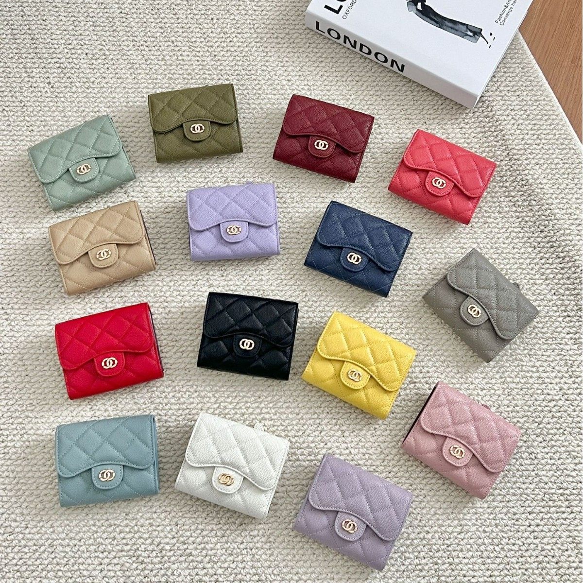 小香风钱包女士鱼子酱牛皮钱夹短款三折真皮零钱包小巧菱格卡包