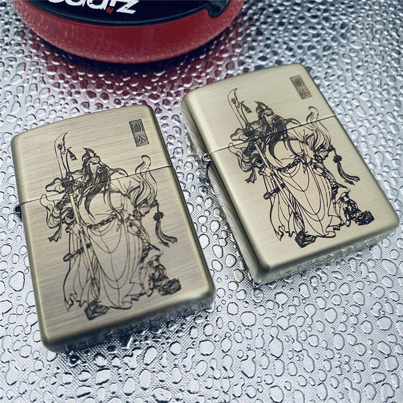 左左ZIPPO防风煤油打火机纯铜精雕双面忠义关羽云长做旧 男士礼品