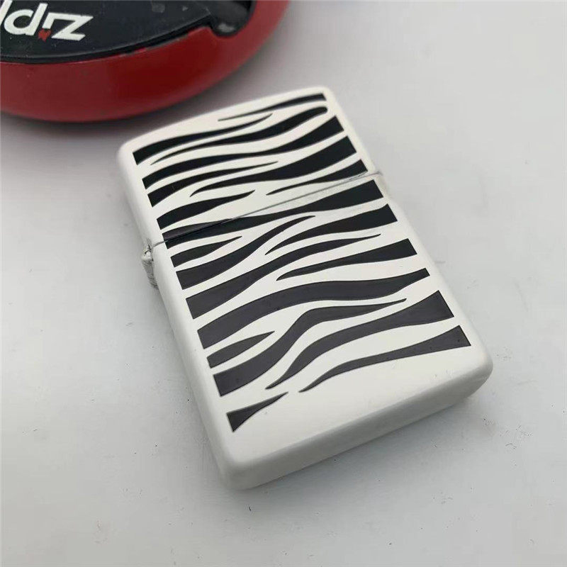 正品ZIPPO打火机全新1994年白哑漆热转印斑马纹 同龄年份老机送礼