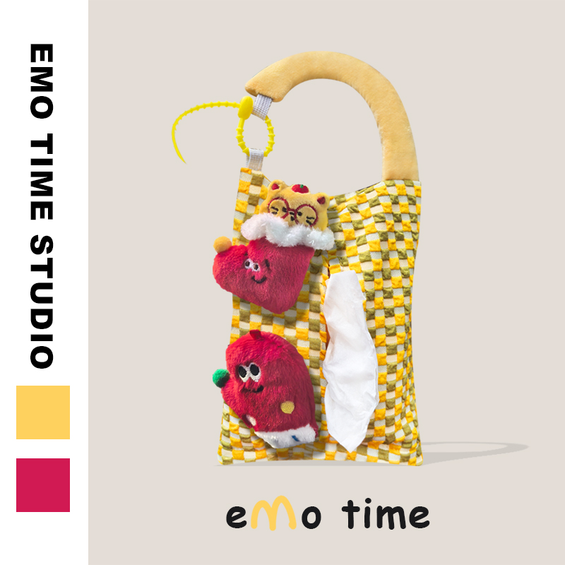 emo 圣诞袜猫猫车载棋盘格纸抽盒可爱毛绒抽纸盒车内装饰通用